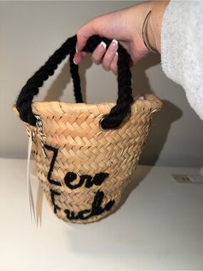 NWT POOLSIDE Woven Straw Bucket Bag with Black Rope Handles